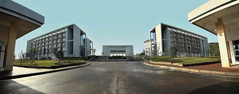 2020年力争四川省技师学院突破30所,这3所都是近期成立的