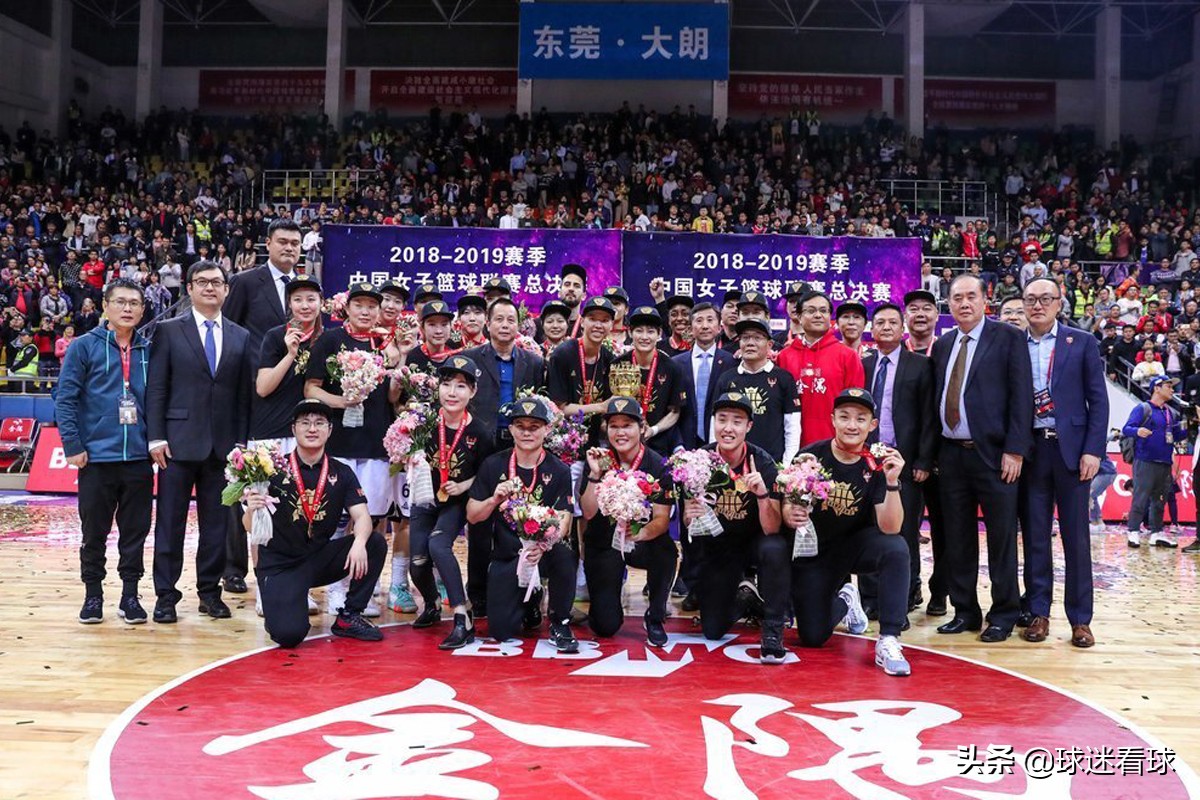 u19篮球世界杯mvp(全场最高29分11板7助4冒率队拿WCBA队史首冠，真正的MVP其实是她)