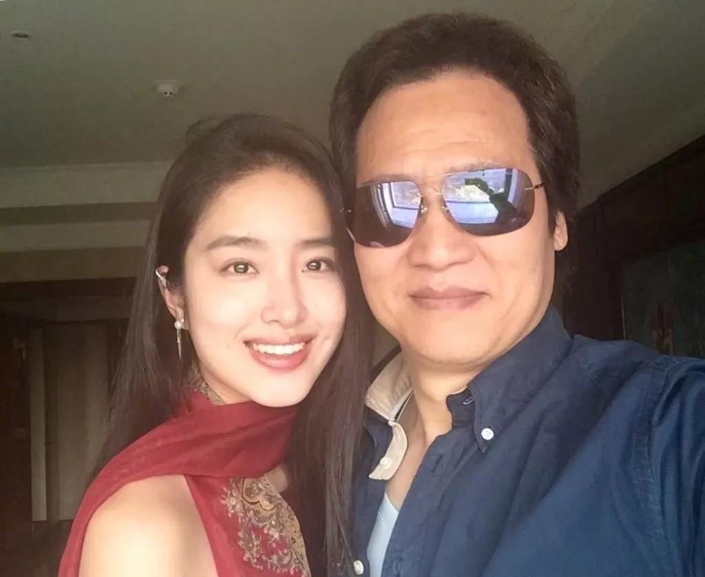 杨采钰陈金飞疑似登记结婚,是出于利益的感情还是不顾世俗的真爱