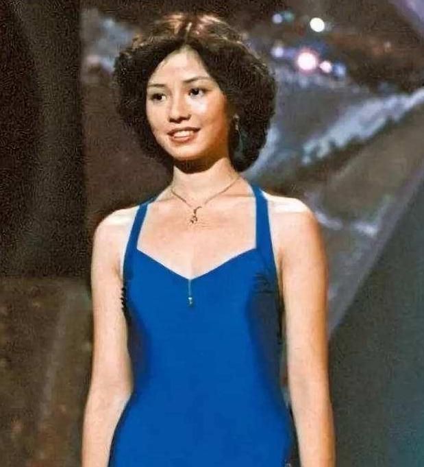 十位惊艳了时光的港片女神，有人早早退出娱乐圈，有人已离世多年