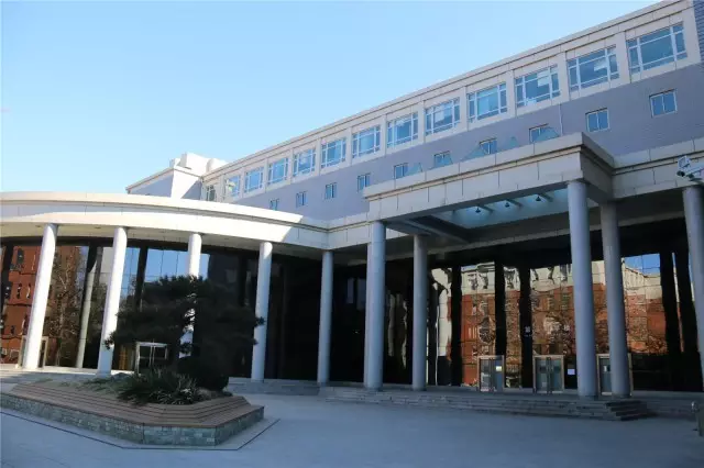 北京“绿色学府”：占地13176亩，坐拥8大餐厅，新华社、中央电视台聚焦关注！