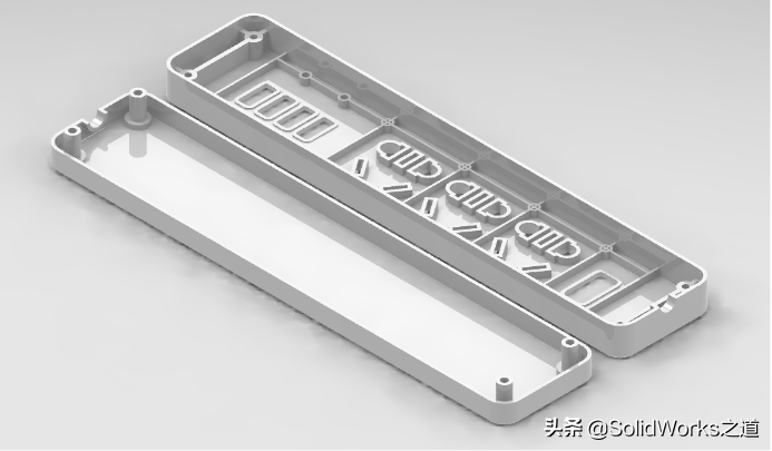 用SolidWorks建的插线板壳体，抽壳与筋的运用