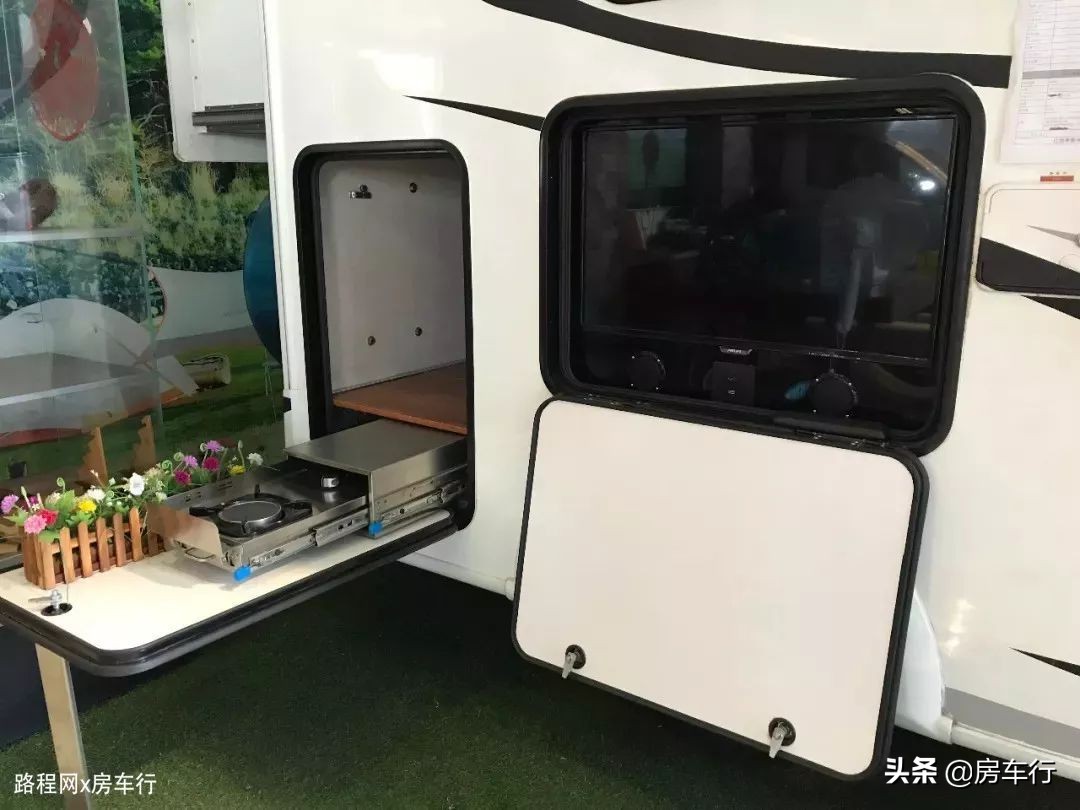 8.10房车品鉴会：大型真香现场，这些实用房车看过都说好