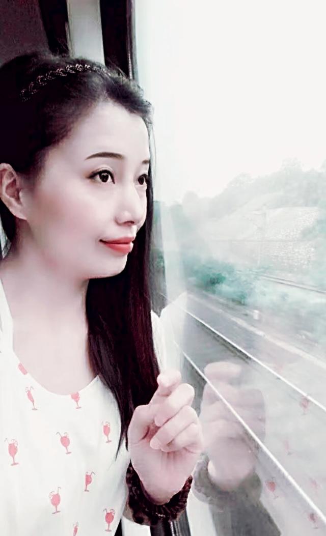 青山叠翠，云雾缭绕，恰似你的温柔—凤凰古城!治愈系旅行（一）