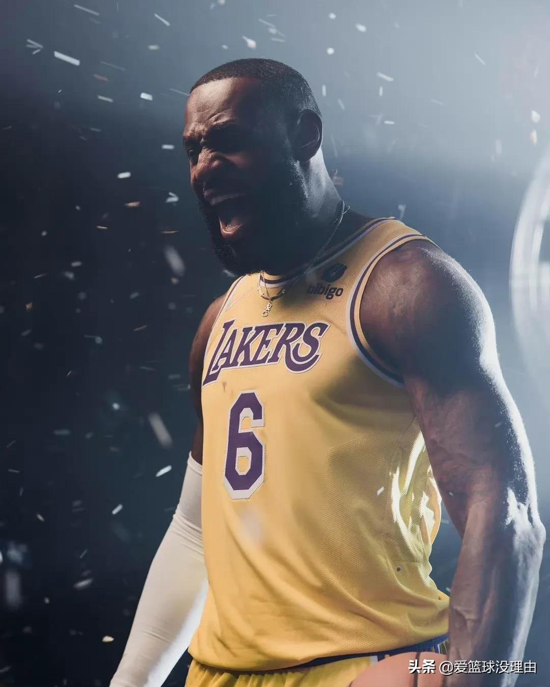 nba球员为什么拍定妆照(湖人媒体日,詹姆斯拍摄定妆照相当的霸气)