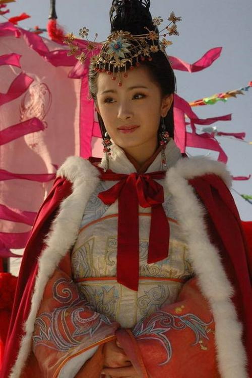 与貂蝉,西施,杨玉环并称中国古代四大美女,是中国古代四大美女之一的"
