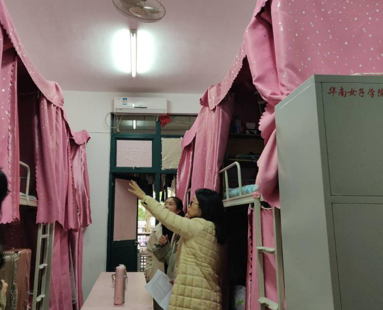 世界上最差的大学（贫民窟）