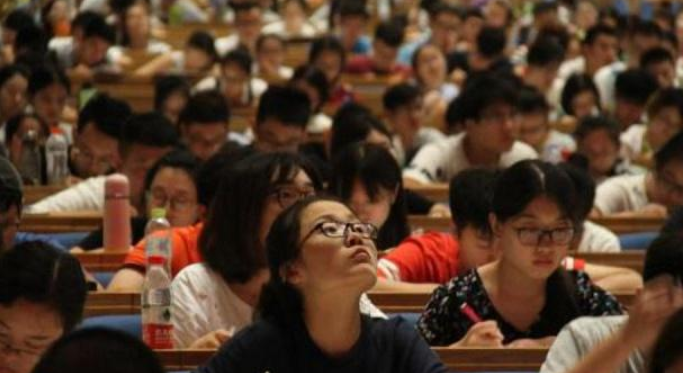 我国考试难度排行榜出炉，考上是金饭碗，或许就会走上人生巅峰
