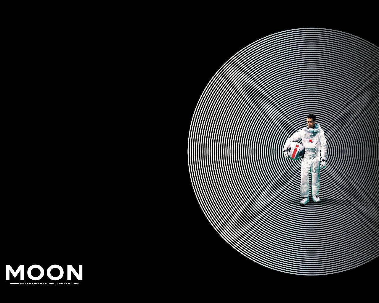 《月球》：孤独的背后，是人类对科学进步的反思