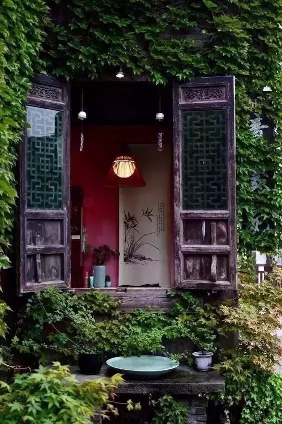 借用古典的手法，打造现代中式庭院