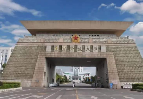 军校和警校两个优质院校，仅一字之差，哪个学生毕业后更有前途？