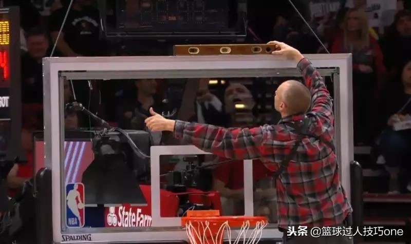 为什么nba地板那么光滑(NBA球馆的奇葩事：漏水被迫停赛、球馆断电、空调故障温度超30度)