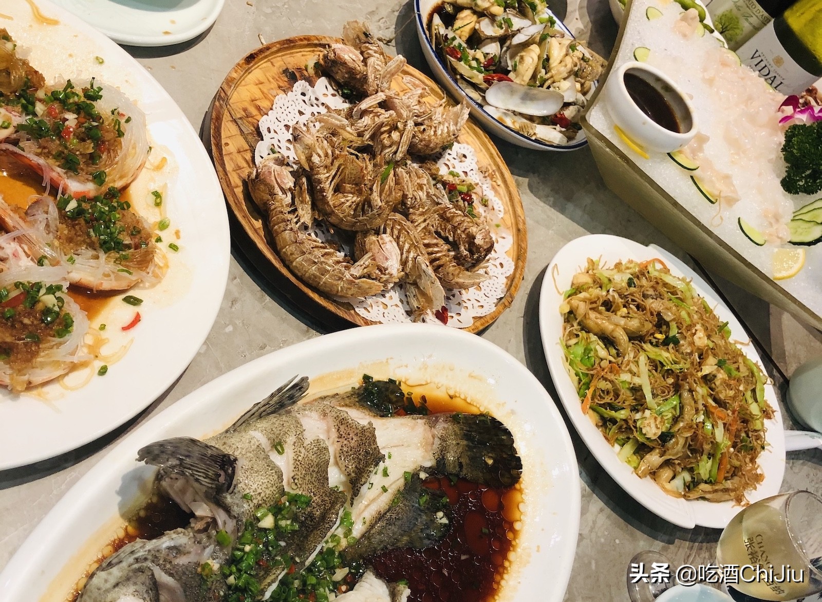 小型聚会喝红酒，适合搭配什么下酒菜？