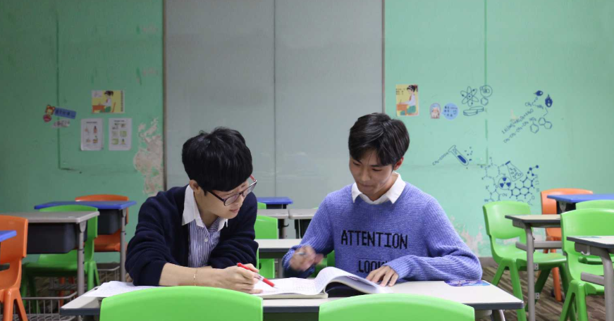 高中生迎来好消息，大量培训机构将被取消，家长举双手赞成