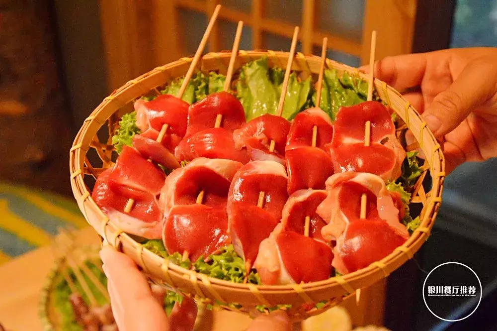银川最美居酒屋，深藏大树下
