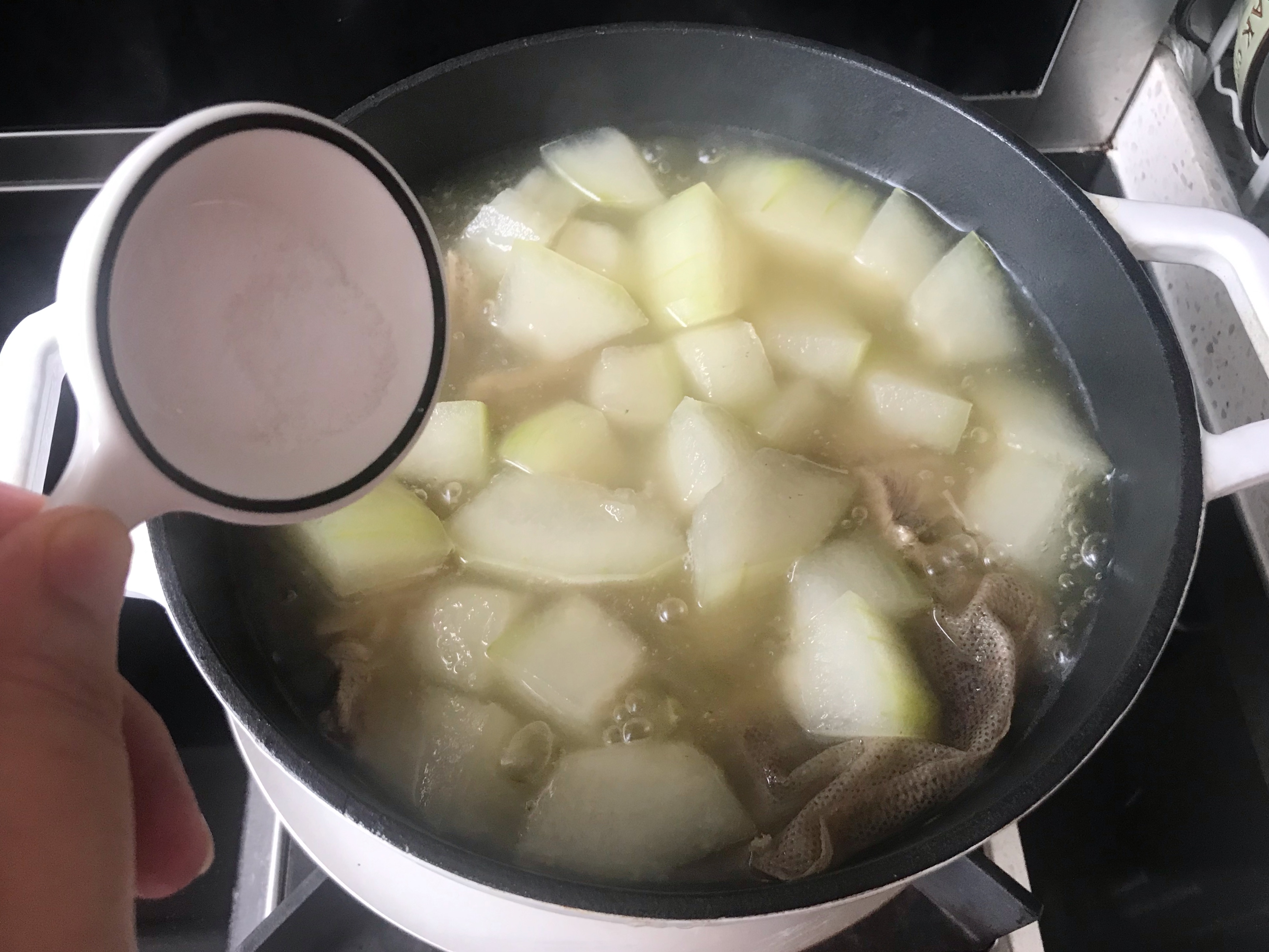 排骨冬瓜的做法,紅燒排骨冬瓜的做法