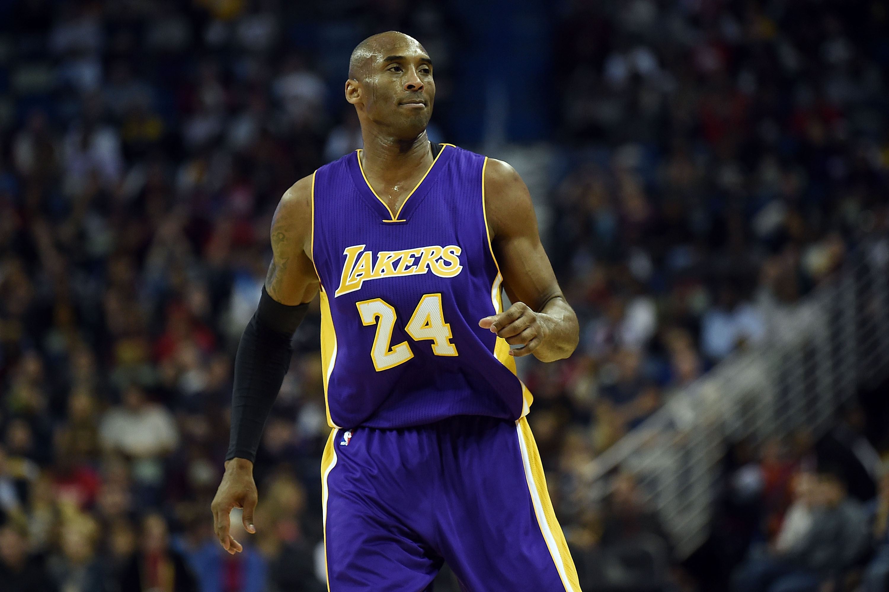 2010年的季后赛中(网友称09-10科比效率低下,fmvp有水分,你怎么看?