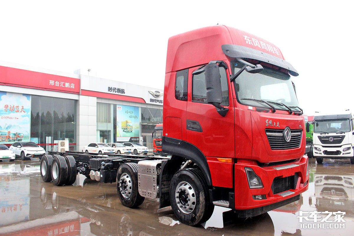 龙擎465+DT14变速箱，3000公里长续航，东风KL四轴载货车34万