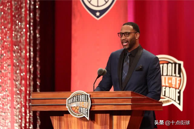 麦迪为什么喜欢上nba(当年麦迪被选入NBA名人堂时，为什么会特别提到并感激姚明？)