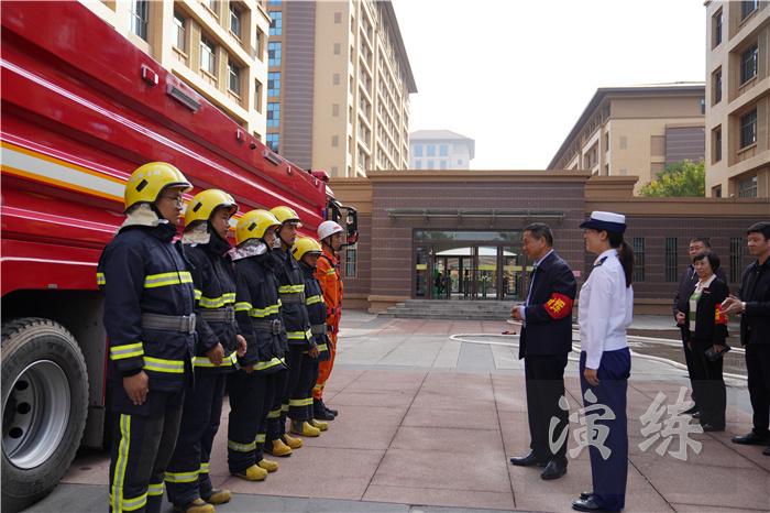 太原理工大学组织2021级本科生开展地震消防综合应急疏散演练