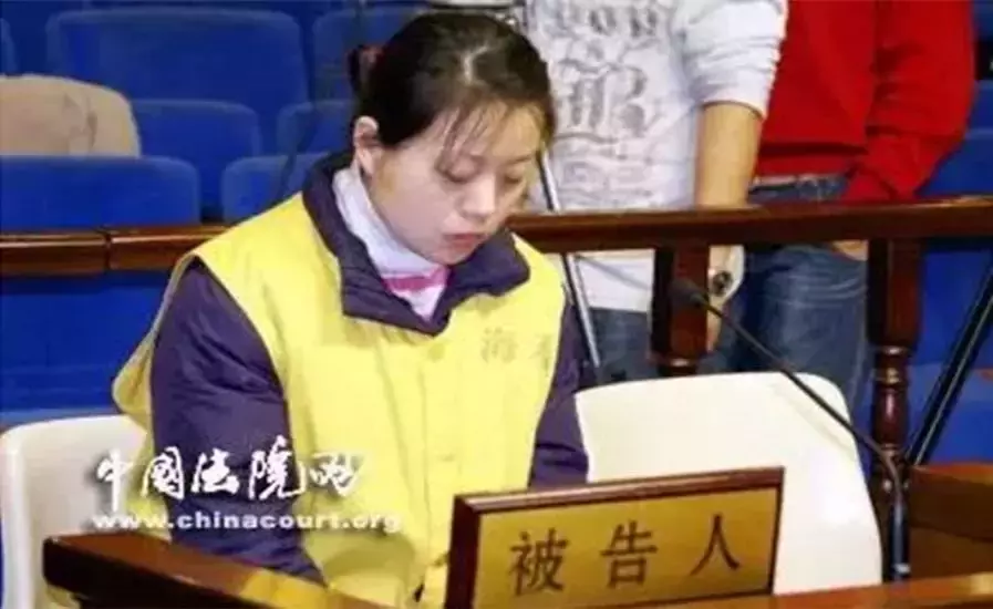 代理第一起刑案，女律师就“进去了”