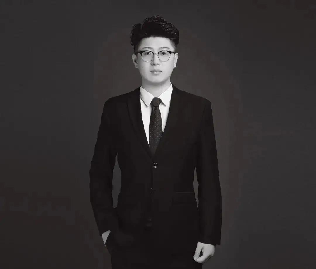 天妒英才，曾是复旦精英，28岁年轻律师入职仅仅20天突发疾病去世