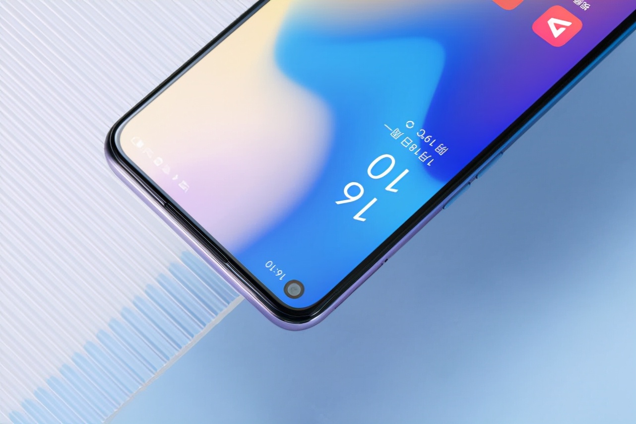 骁龙双模5G＋5000mAh＋256G，全面屏优质机重回低价