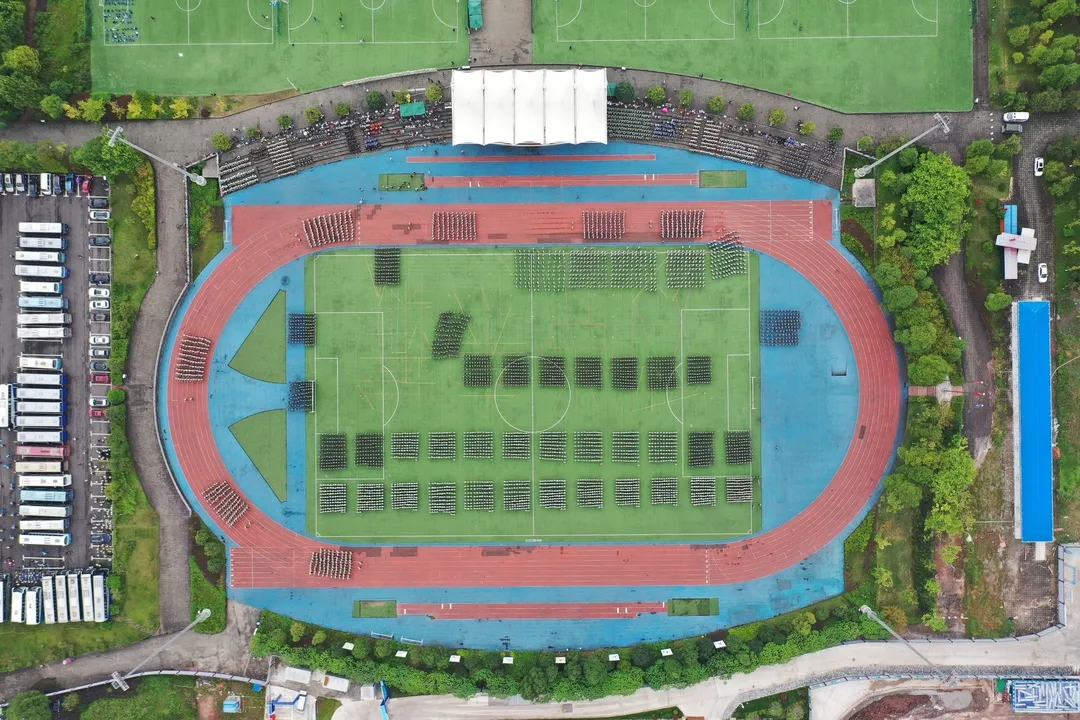 报告！重庆大学2020级新生集结完毕，请检阅！