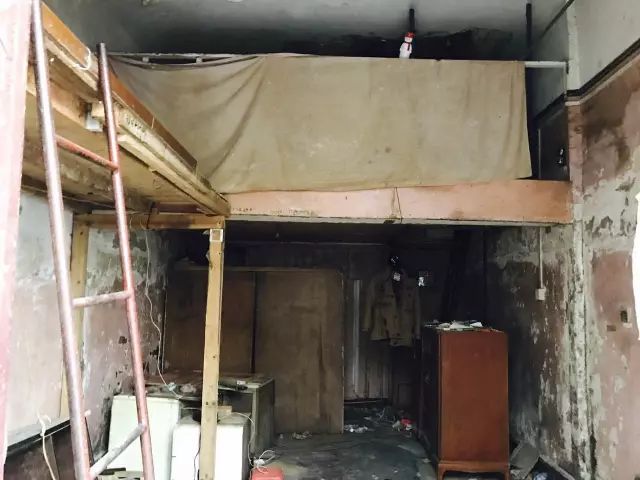 上海35㎡蜗居，爆改后惊艳变身一室一厅有花有草的小复式