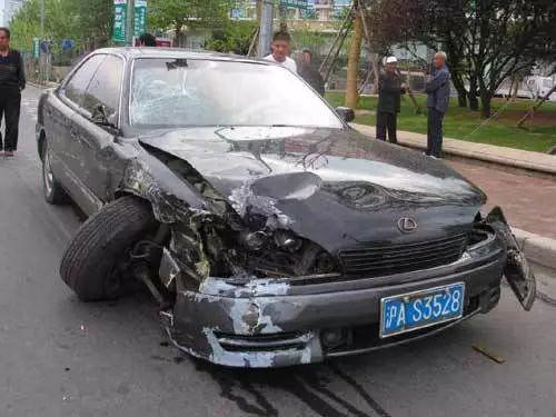 毛剑卿踢吴金贵车（盘点中国足坛“车在囧途”：前国脚撞死人，多数涉嫌酒驾）