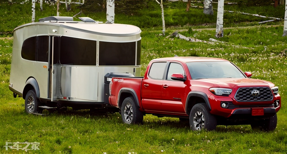 丰田第3代塔科马皮卡来了，在美国已经卖疯，只要17.2万