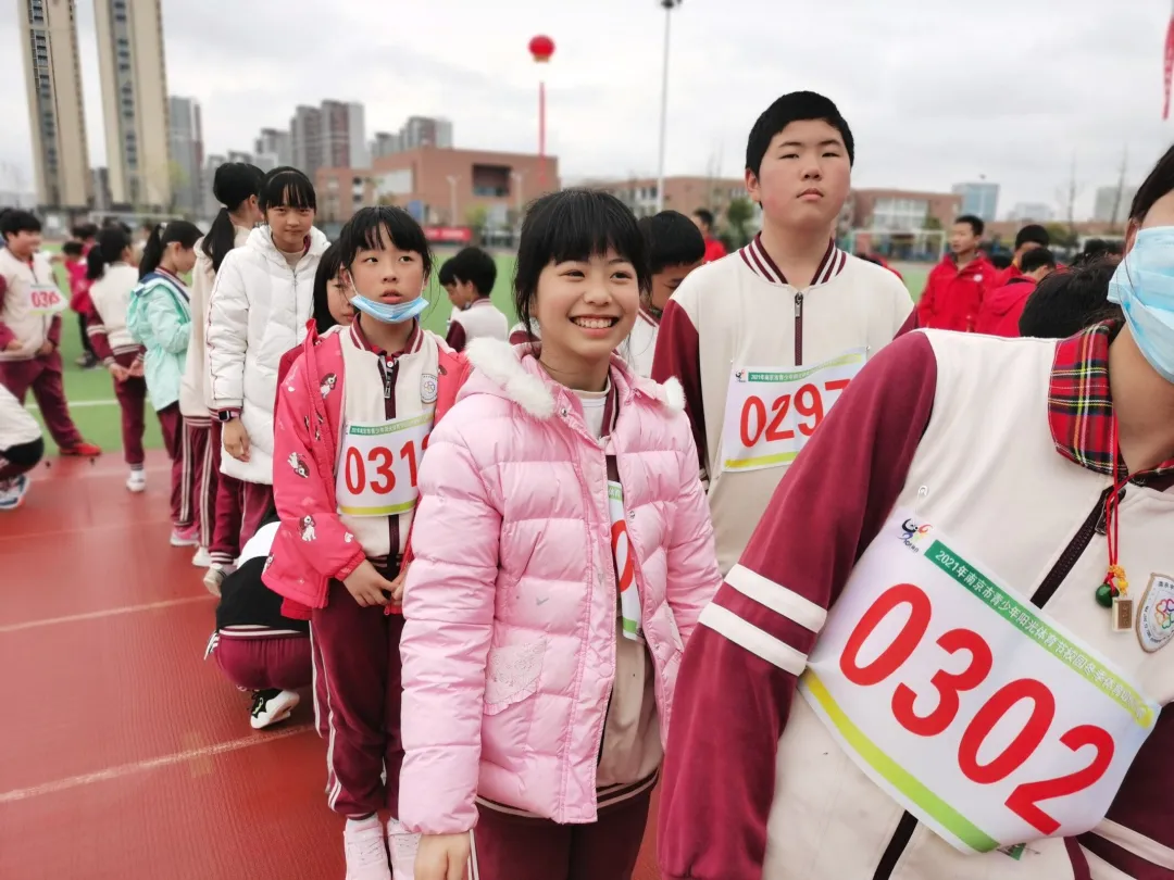 南京宇通实验学校在2021年南京市冬锻项目竞赛中荣获佳绩