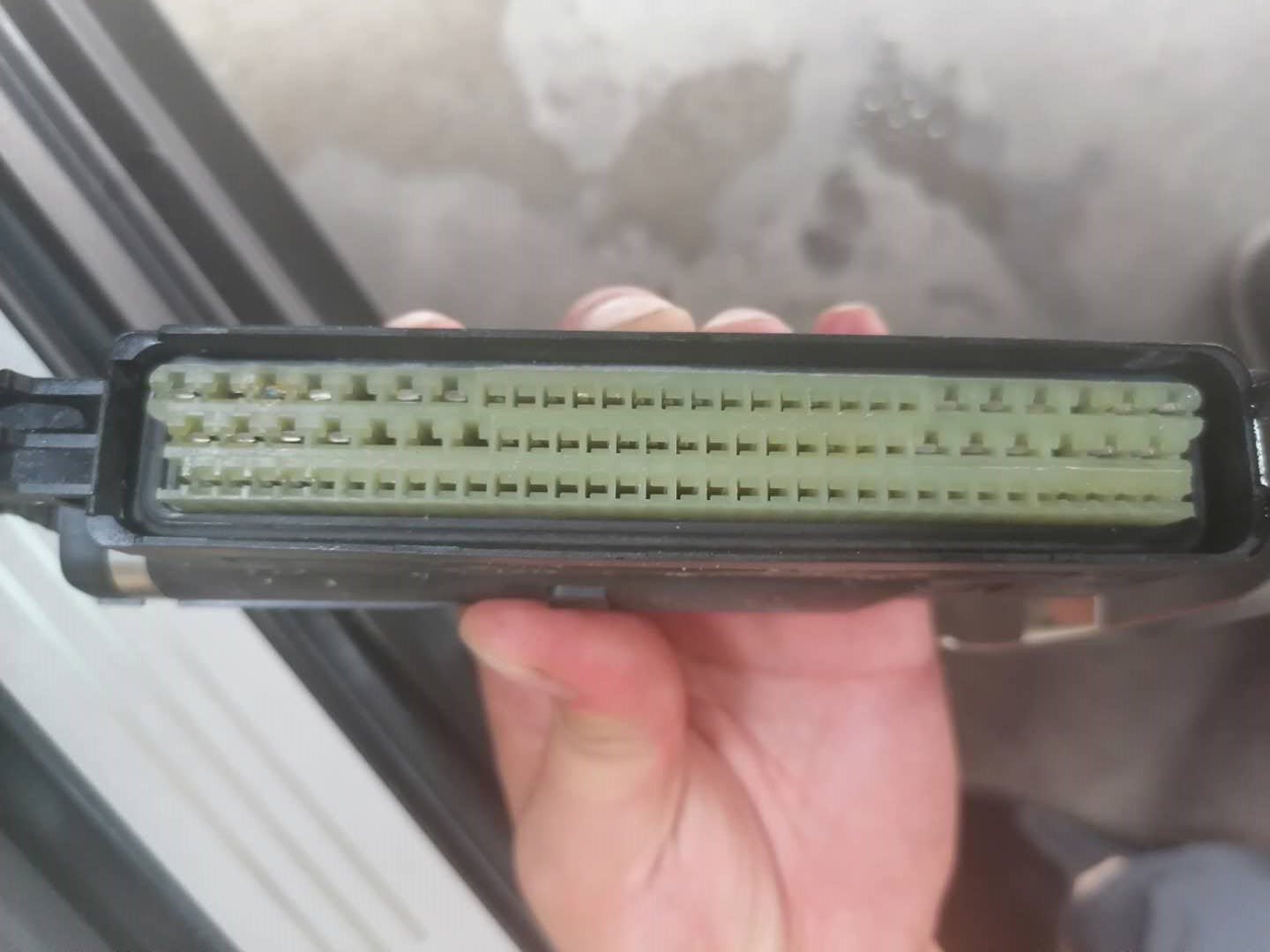 帕萨特领驭P-R-N-D挂挡冲击顿挫，发动机前后摇晃抬头，胖哥检查