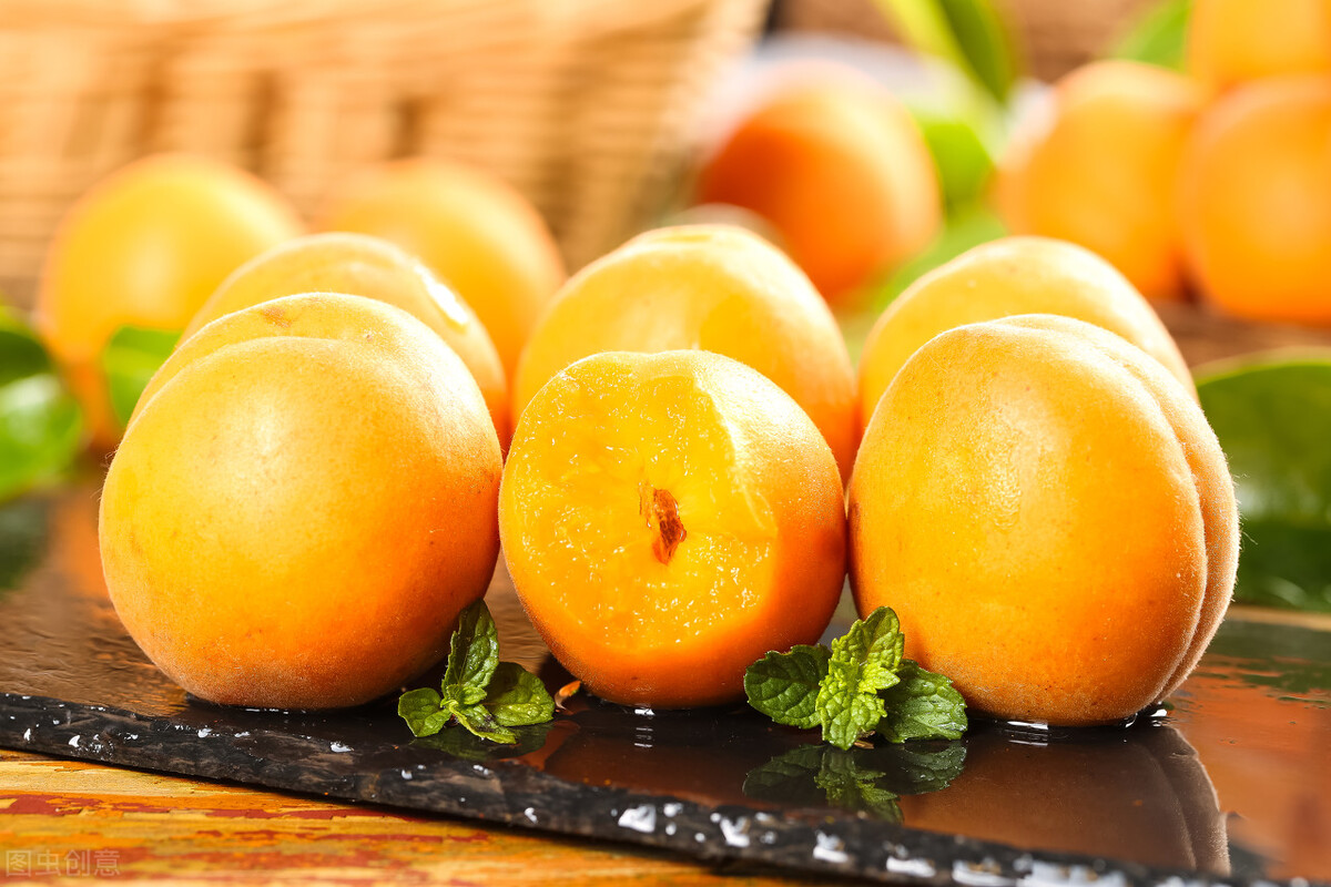 上市一个月大跌85%，产地9毛一斤，比荔枝还难，黄杏咋了