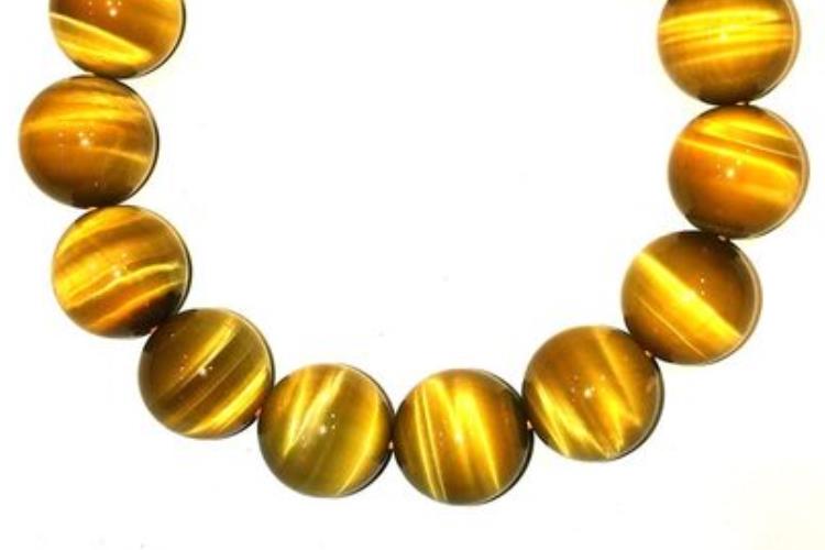 猫眼石手链的功效与作用(解析中华奇石贵州猫眼石)