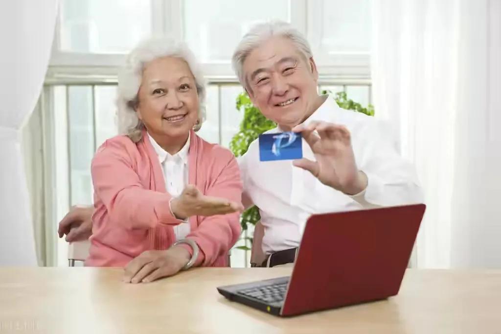 老年人的钱，怎样保管既安全又合适呢？听听三位老年人的现身说法
