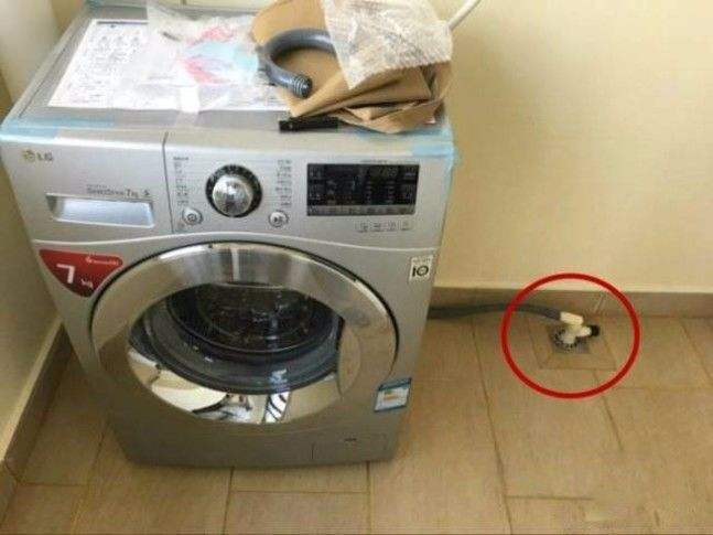 洗衣机排水管插在哪里？听经验者说一句，这样做不漏水