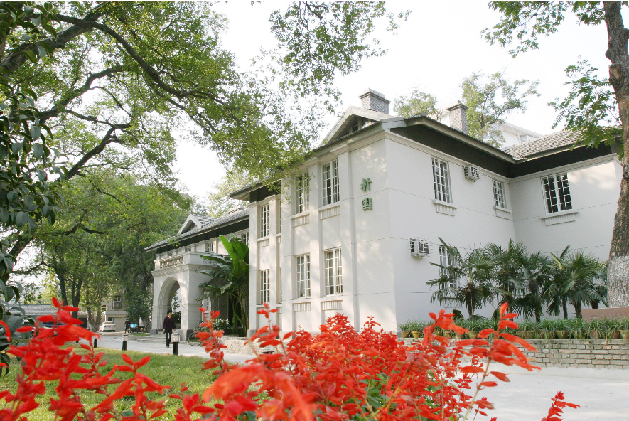 湖北美术学院2021年录取分数线是提高还是降低？省内最低提高34分