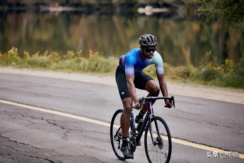 新型ARGON18可以全功能地在公路车上发售，更加坚硬，更加持久。