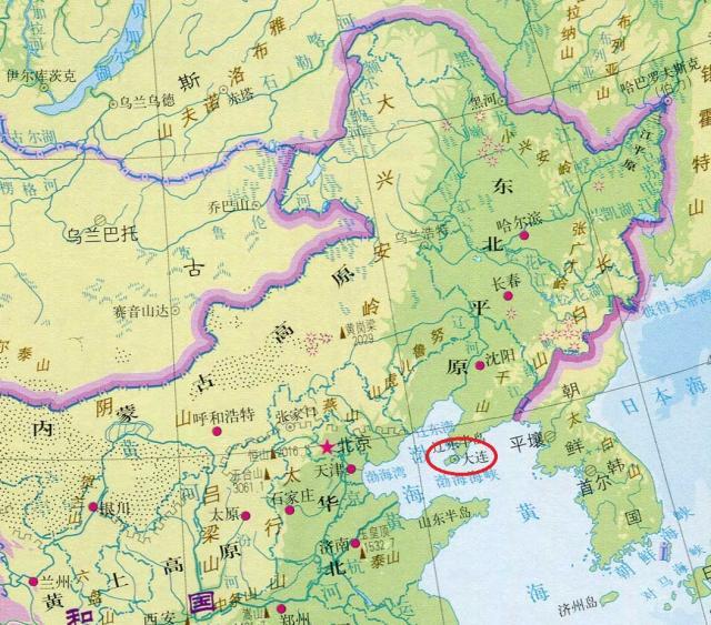 辽宁省大连市在东北经济社会发展较好,但全国排名仍有下降趋势