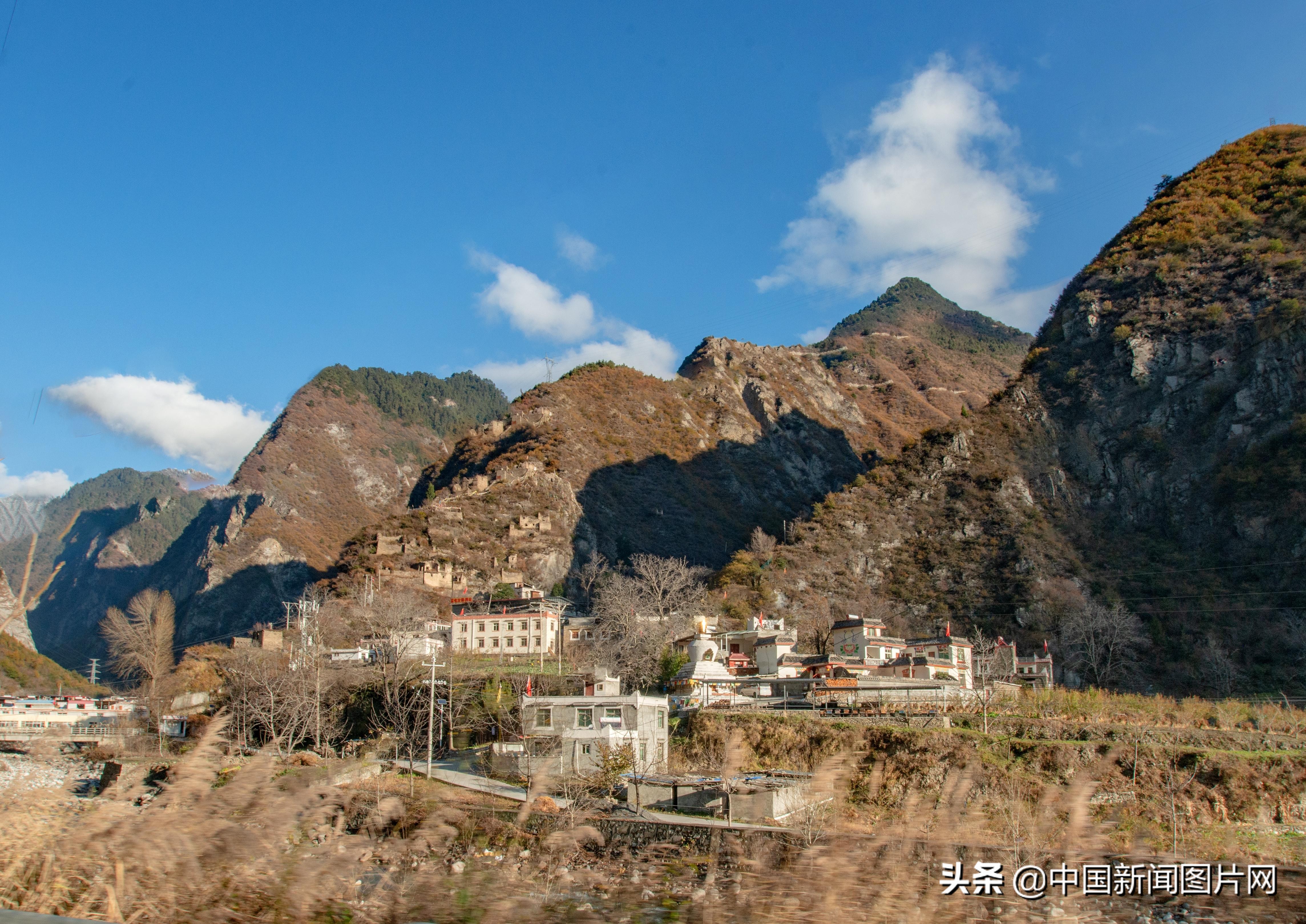 孟屯河谷海拔多少米高(孟屯河海拔高度是多少)-第11张图片-巴山号