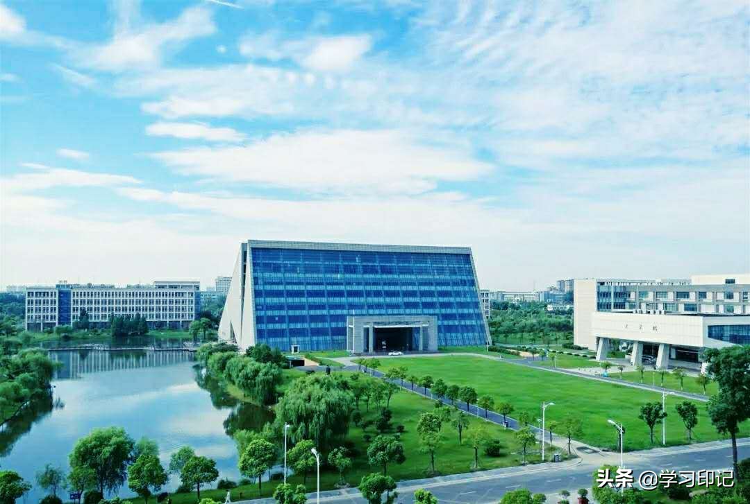 江苏的5所普通本科高校，一本分数线的学生，适合报考