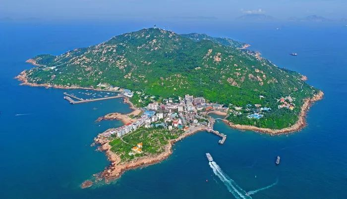 广州一超美的海岛:位置极佳能远眺香港,悠闲舒适且全岛都免费