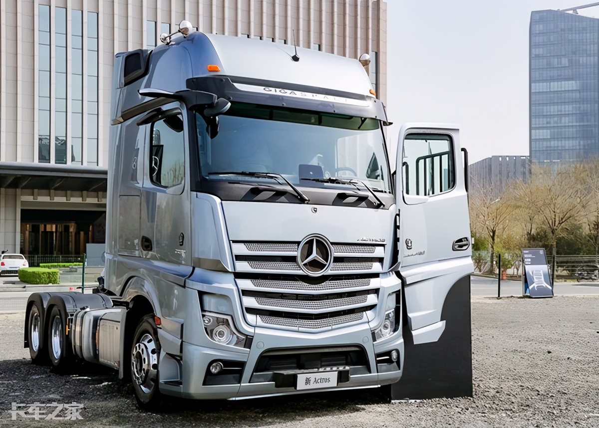 奔驰卡车配件(价值120万元) - 四帝国车市