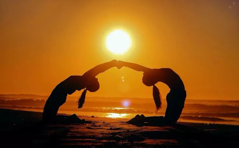 泰戈尔：世界上最遥远的距离