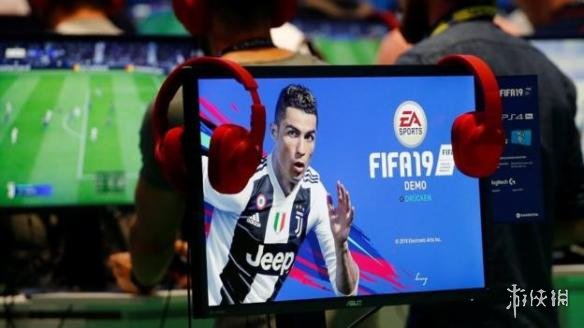 fifa19有世界杯吗(游戏将联动现实！欧足联将在《FIFA19》上推“电竞欧冠”比赛)