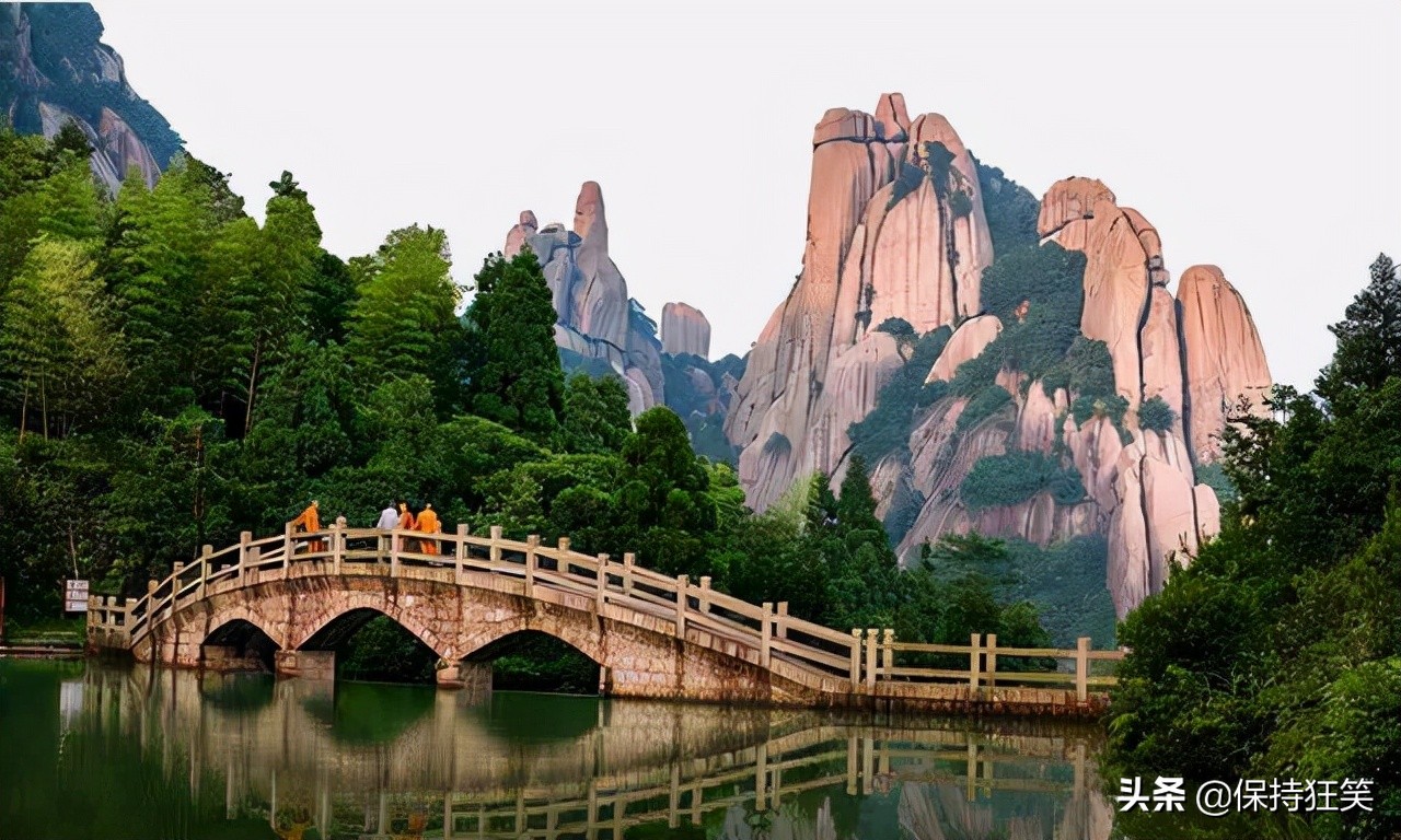 福建十大旅游景点排行榜 福建著名旅游景点 福建最有名的景区