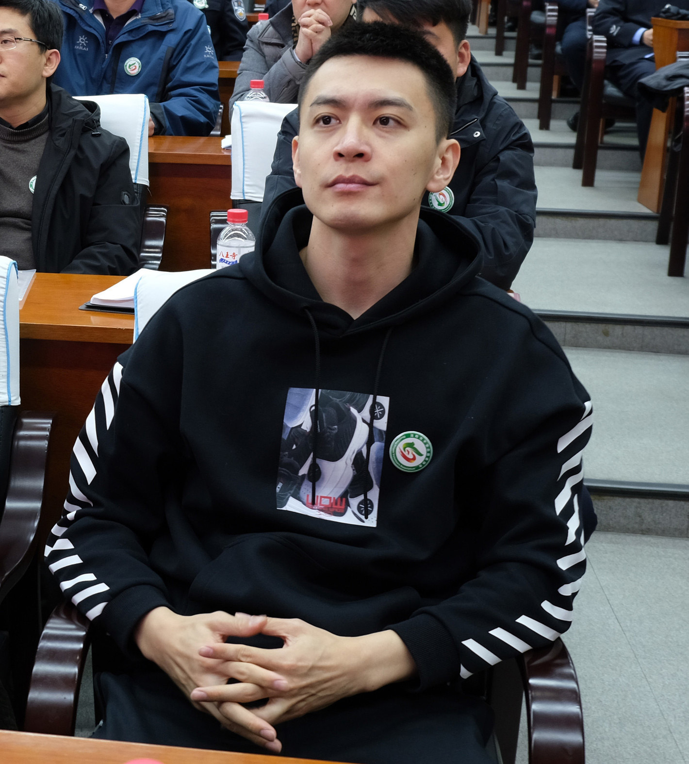 杨鸣妻子个人资料 男篮杨鸣妻子简历-北京万事通