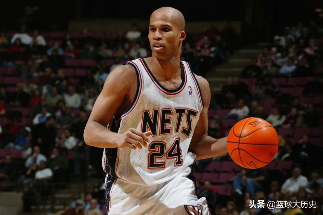 一零年nba选秀了哪些人(2001年选秀重排！被低估的选秀大年，阿里纳斯第四，第一逆袭！)