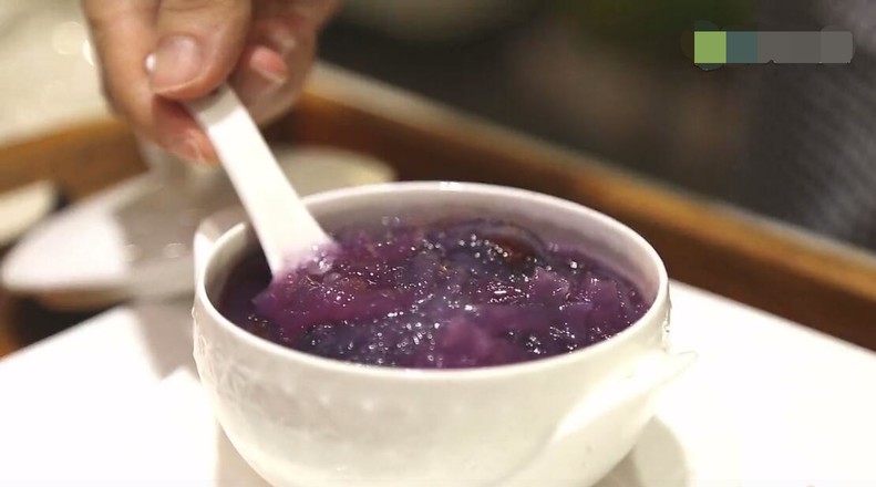 煮银耳时，只剪碎是错误的！多加1步，银耳20分钟出胶，汤更稠